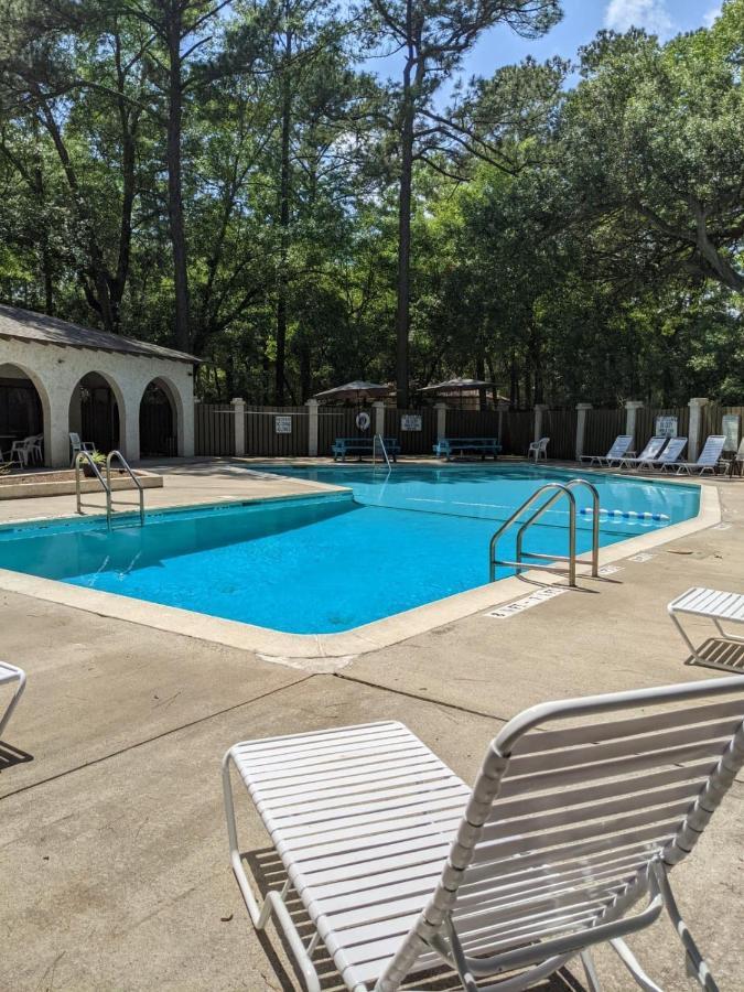 Hhi Homes- Newly Renovated Cozy Modern Pet-Friendly Villa-Ideal Location 힐튼 헤드 아일랜드 외부 사진