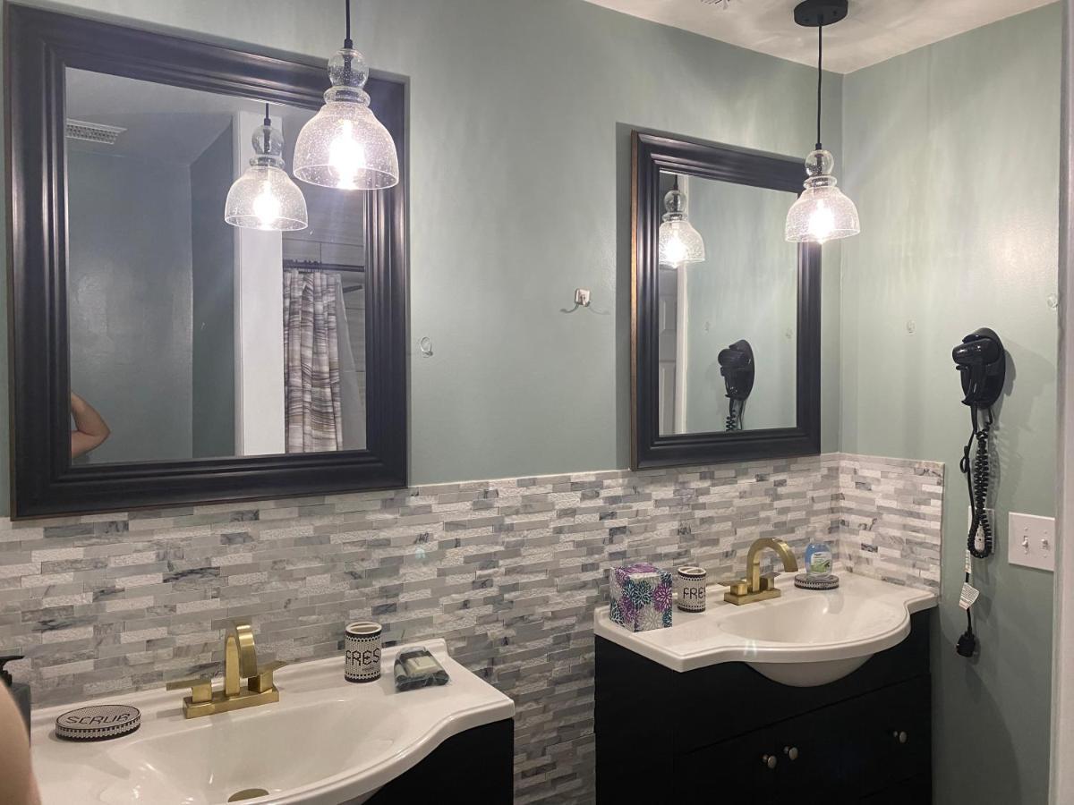 Hhi Homes- Newly Renovated Cozy Modern Pet-Friendly Villa-Ideal Location 힐튼 헤드 아일랜드 외부 사진