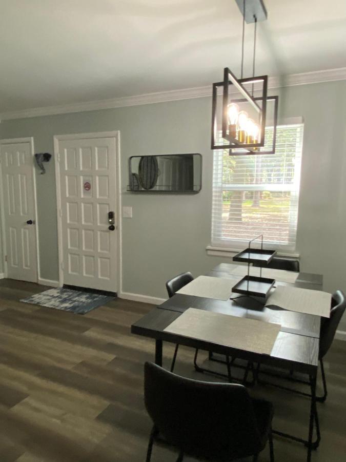 Hhi Homes- Newly Renovated Cozy Modern Pet-Friendly Villa-Ideal Location 힐튼 헤드 아일랜드 외부 사진